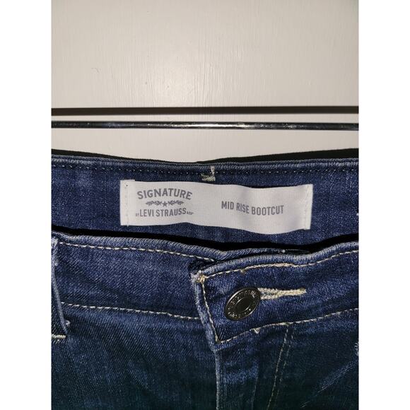 Levi's Strauss Mid Rise Bootcut Dark Denim Woman Size 12 - Picture 6 of 7